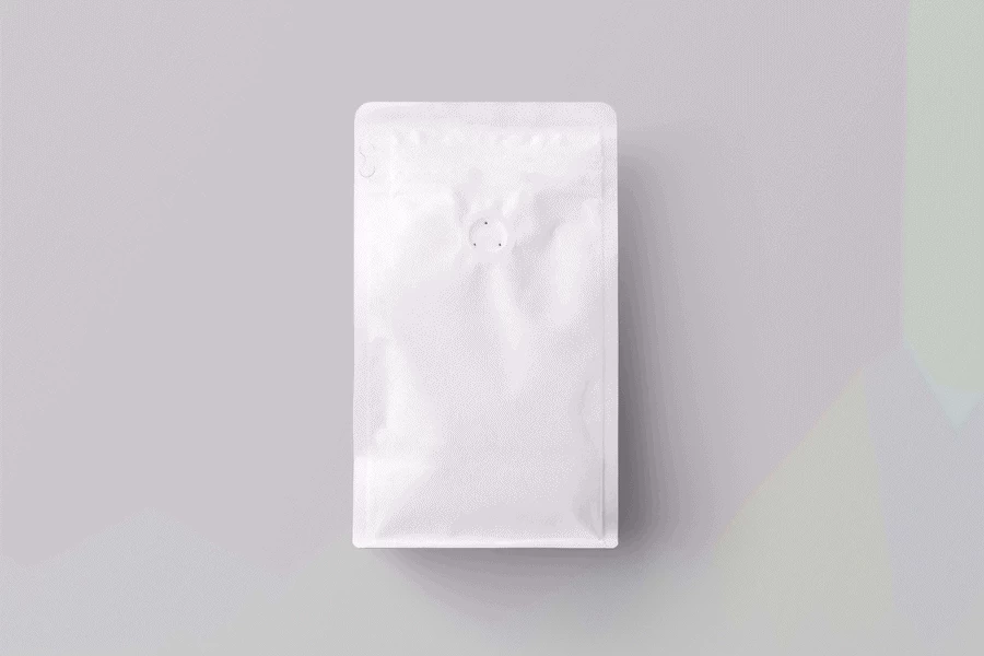 高端品牌咖啡包装袋VI提案场景展示文创智能贴图样机PSD设计素材【017】